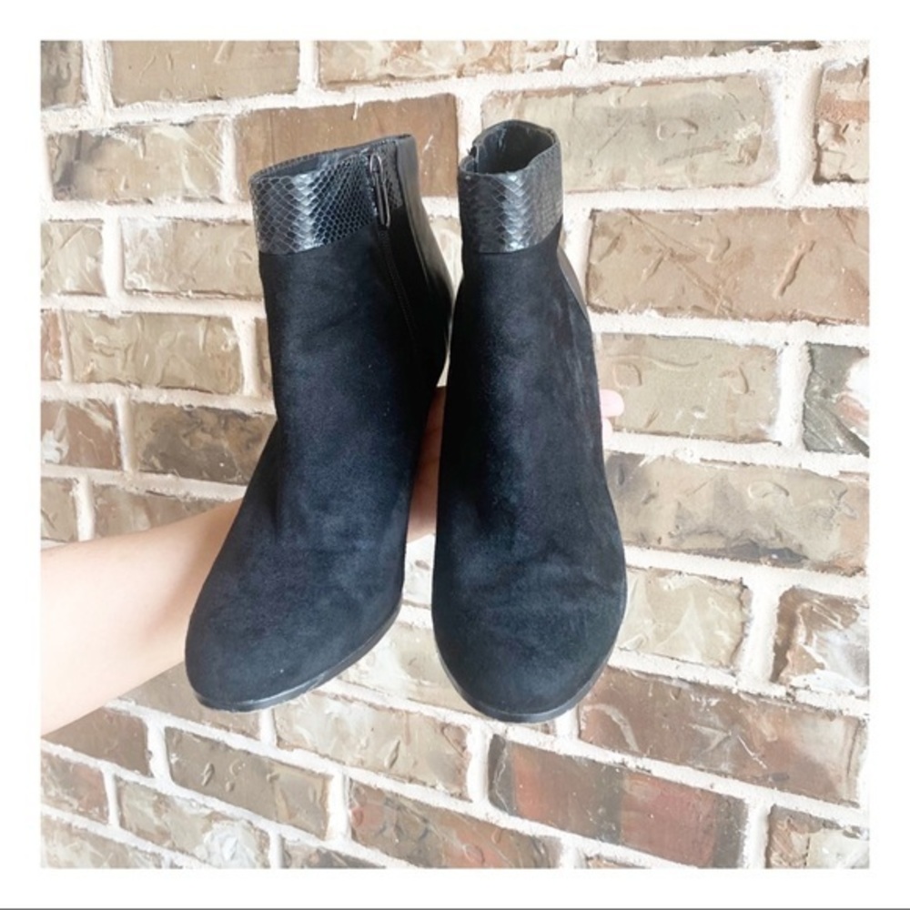 Like New Sam Edelman Shay leather&Snakeskin Boots